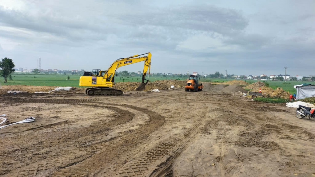 Đường huyện ĐH02 thúc đẩy kết nối, phát triển kinh tế Đường huyện ĐH02 thúc đẩy kết nối, phát triển kinh tế