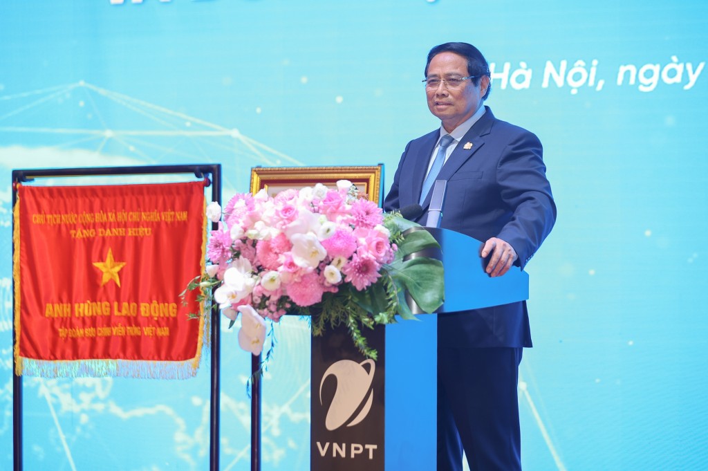 Thủ tướng khái quát 5 thành tựu chính của Tập đoàn - Ảnh: VGP/Nhật Bắc