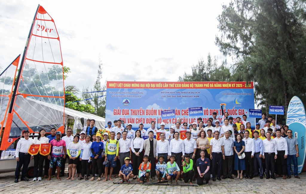 giải đấu do Liên đoàn Đua thuyền Việt Nam phối hợp với Sở Văn hóa, Thể thao và Du lịch TP Đà Nẵng cùng các đơn vị liên quan tổ chức (Ảnh Đ.Minh)