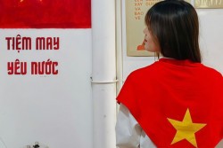 Sắc đỏ dân tộc trong Tiệm may yêu nước