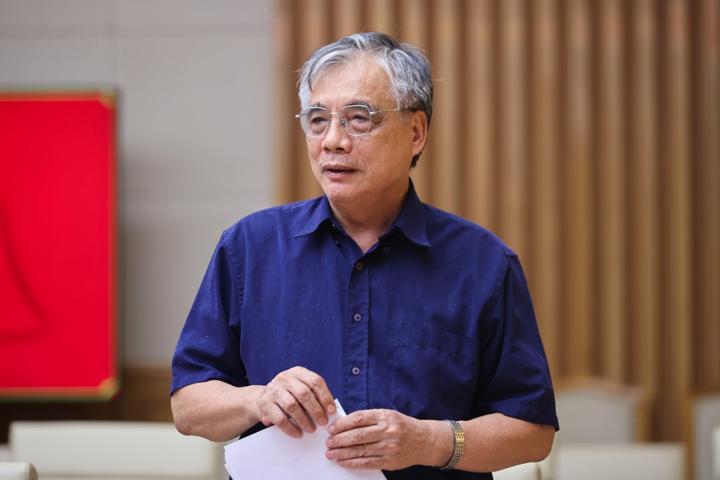 PGS.TS Trần Đình Thiên, nguyên Viện trưởng Viện Kinh tế Việt Nam, thành viên Hội đồng Tư vấn chính sách phát biểu - Ảnh: VGP/Nhật Bắc PGS.TS Trần Đình Thiên, nguyên Viện trưởng Viện Kinh tế Việt Nam, thành viên Hội đồng Tư vấn chính sách phát biểu - Ảnh: VGP/Nhật Bắc
