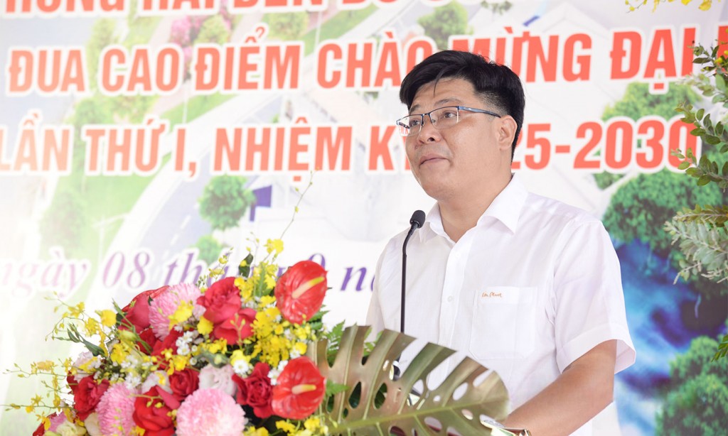 Đại diện nhà thầu phát biểu tại Lễ khởi công. Đại diện nhà thầu phát biểu tại Lễ khởi công.