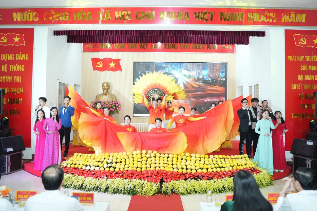 Tập hợp, xây dựng, phát huy sức mạnh đại đoàn kết toàn dân