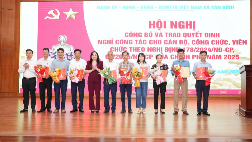 Vân Đình vươn lên vị trí 14 về chỉ số phục vụ người dân