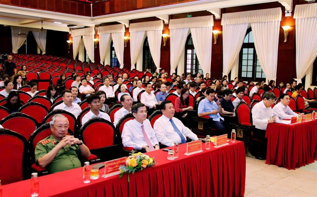 Các đại biểu tham dự buổi Lễ
