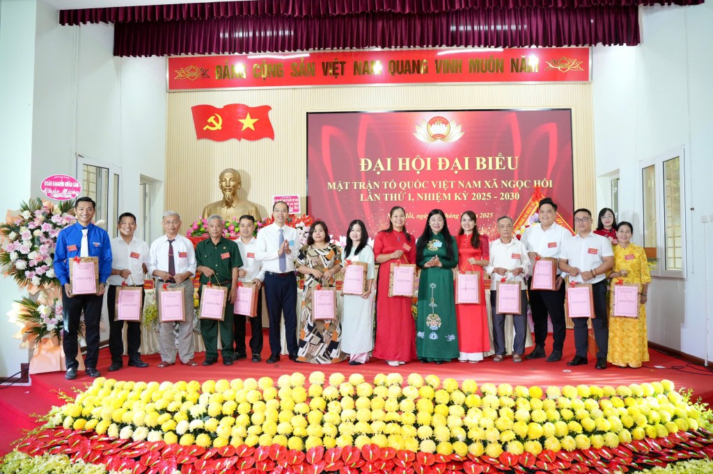 Tập hợp, xây dựng, phát huy sức mạnh đại đoàn kết toàn dân