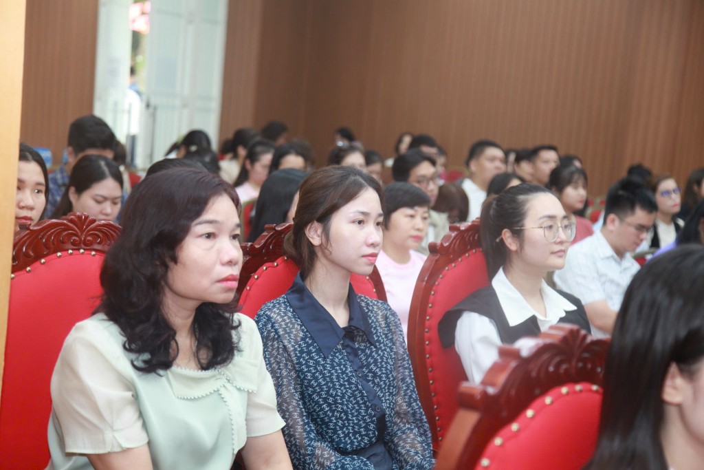 100 giáo viên Hà Nội tham gia khoá đào tạo