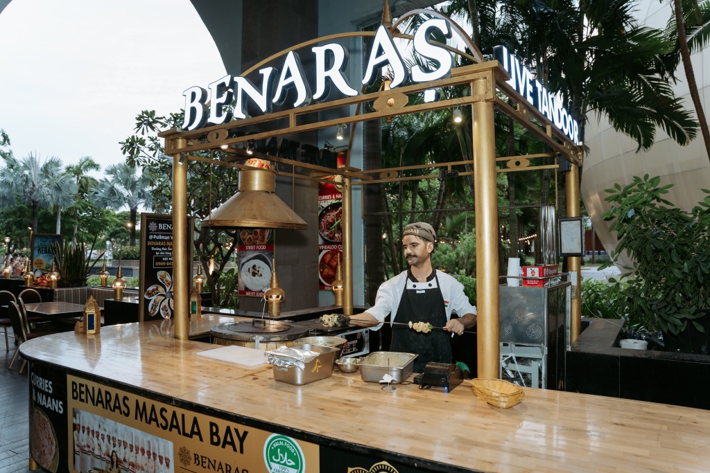 Các món ăn Ấn Độ chuẩn vị tại nhà hàng được chế biến bởi đội ngũ đầu bếp giàu kinh nghiệm từng làm việc tại các khách sạn 5 sao.