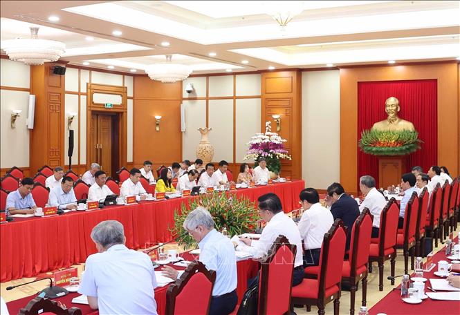 Tổng Bí thư chủ trì cuộc làm việc của Bộ Chính trị với Ban Thường vụ Đảng ủy các cơ quan Đảng Trung ương Chú thích ảnh