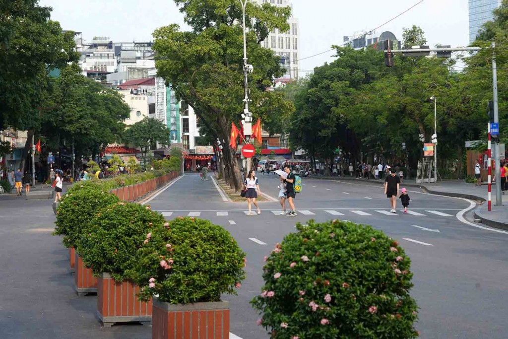 Diện mạo mới, không gian thoáng rộng, "níu chân" du khách