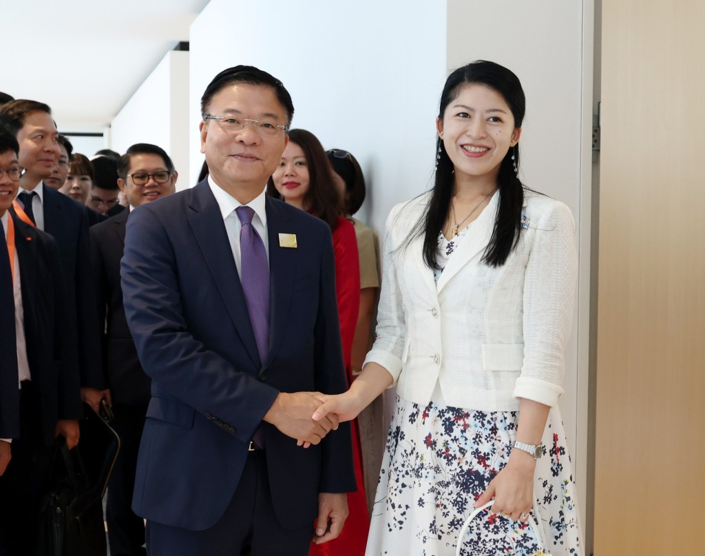 Phó Thủ tướng Chính phủ Lê Thành Long hội kiến với Công chúa Tsuguko - Ảnh VGP/Đức Tuân