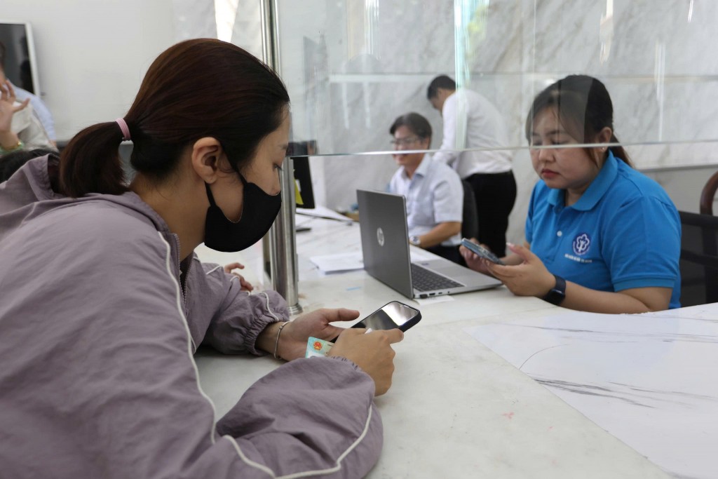 TP.Hồ Chí Minh tiếp tục ổn định bộ máy và thực hiện có hiệu quả chính quyền địa phương 02 cấp