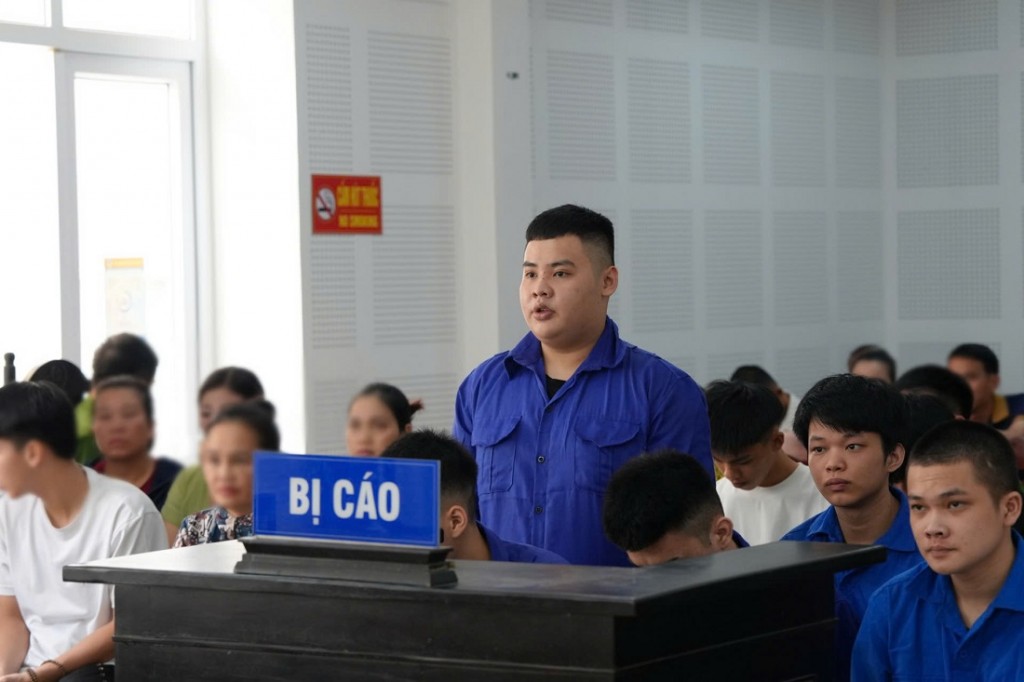 Các bị cáo tại toà Các bị cáo tại toà