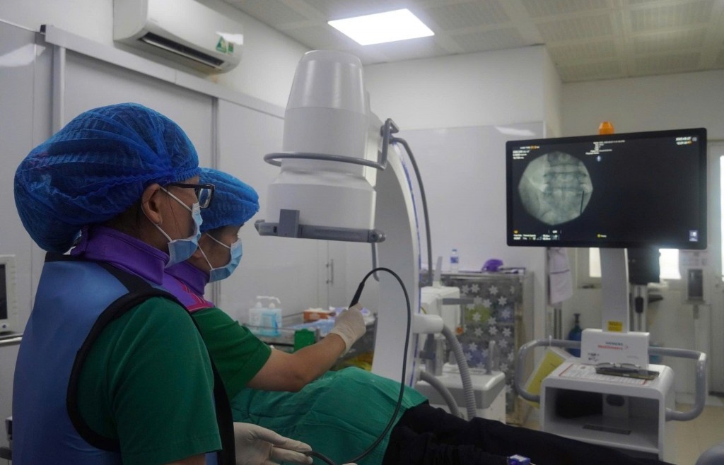 Bệnh viện Trung ương Cần Thơ tiên phong kỹ thuật áp đông thần kinh