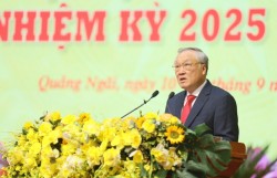 Vượt qua chính mình, phát triển hòa cùng đất nước