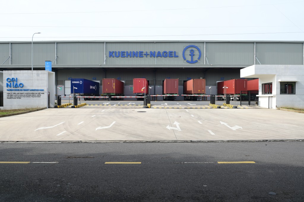 Kuehne+Nagel và Tập đoàn LEGO khai trương trung tâm phân phối khu vực mới tại Việt Nam Kuehne+Nagel và Tập đoàn LEGO khai trương trung tâm phân phối khu vực mới tại Việt Nam