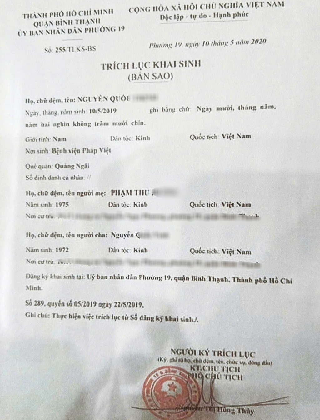 trích lục khai sinh bản sao có dấu hiệu giả mạo