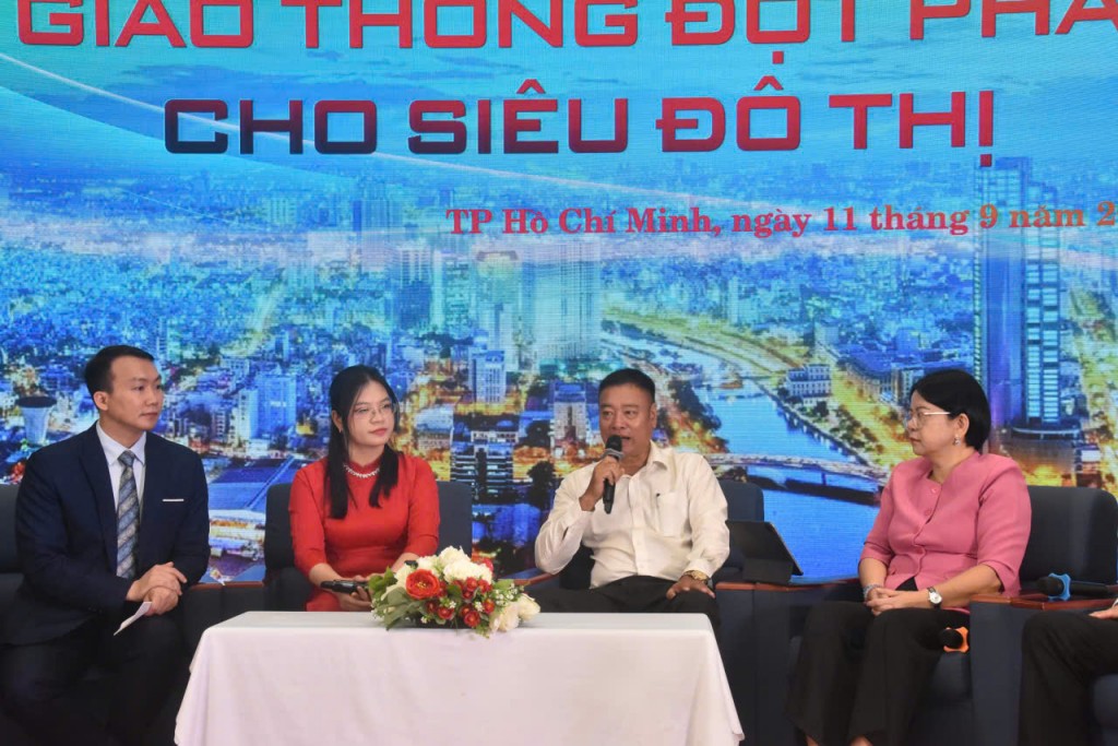 Bàn về giải pháp giao thông cho siêu đô thị TP Hồ Chí Minh