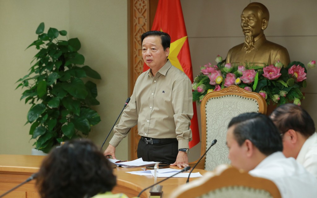 Phó Thủ tướng nhấn mạnh, bảo vệ môi trường đã trở thành một nhiệm vụ quan trọng hàng đầu, đồng thời là trọng tâm trong phát triển kinh tế – xã hội - Ảnh: VGP/Minh Khôi