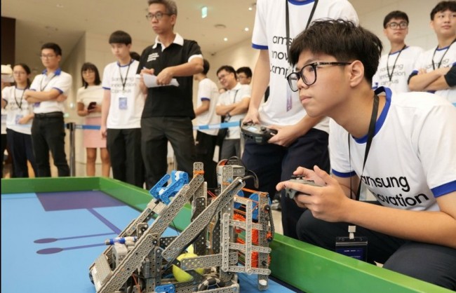 Gần 7.000 học viên và giáo viên tham gia dự án Samsung Innovation Campus 2024 - 2025