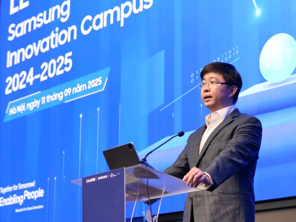 Ông Bùi Hoàng Phương - Thứ trưởng Bộ Khoa học và Công nghệ phát biểu tại sự kiện - Copy