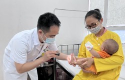 Nghị quyết của Bộ Chính trị về một số giải pháp đột phá, tăng cường bảo vệ, chăm sóc và nâng cao sức khỏe Nhân dân