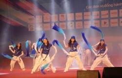 Tuổi 18 bước vào giảng đường Trường Mở: Chọn khác biệt để dẫn đầu