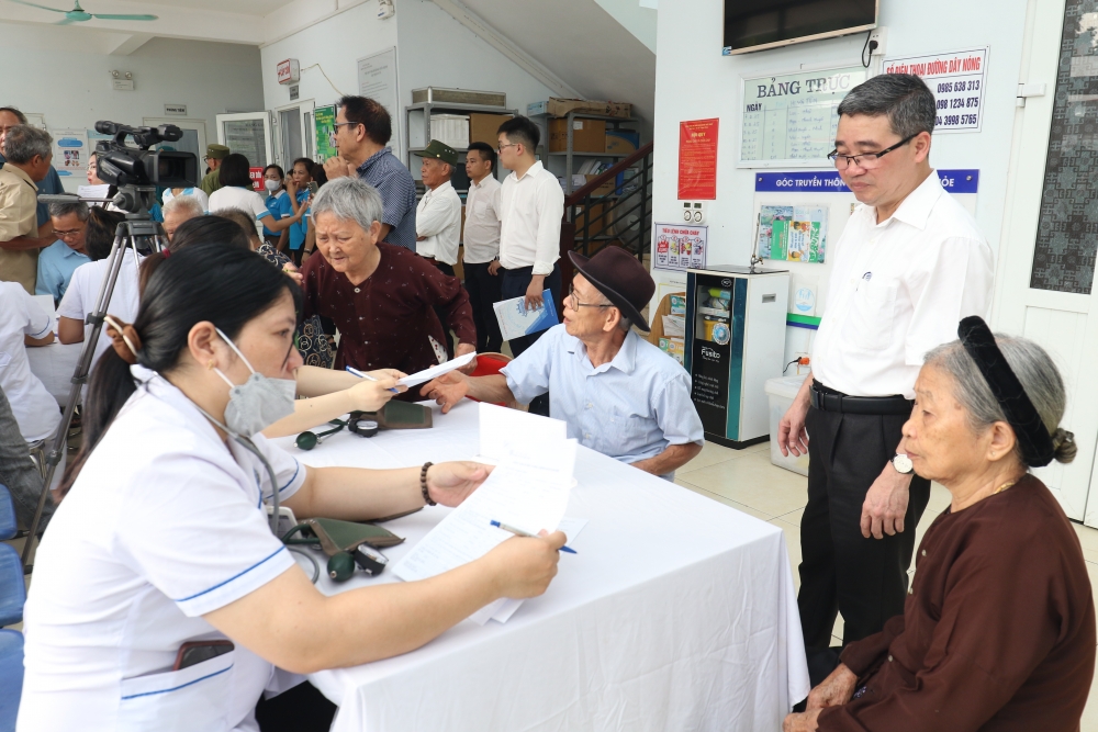 Hơn 6 vạn dân xã Tiến Thắng được khám bệnh miễn phí