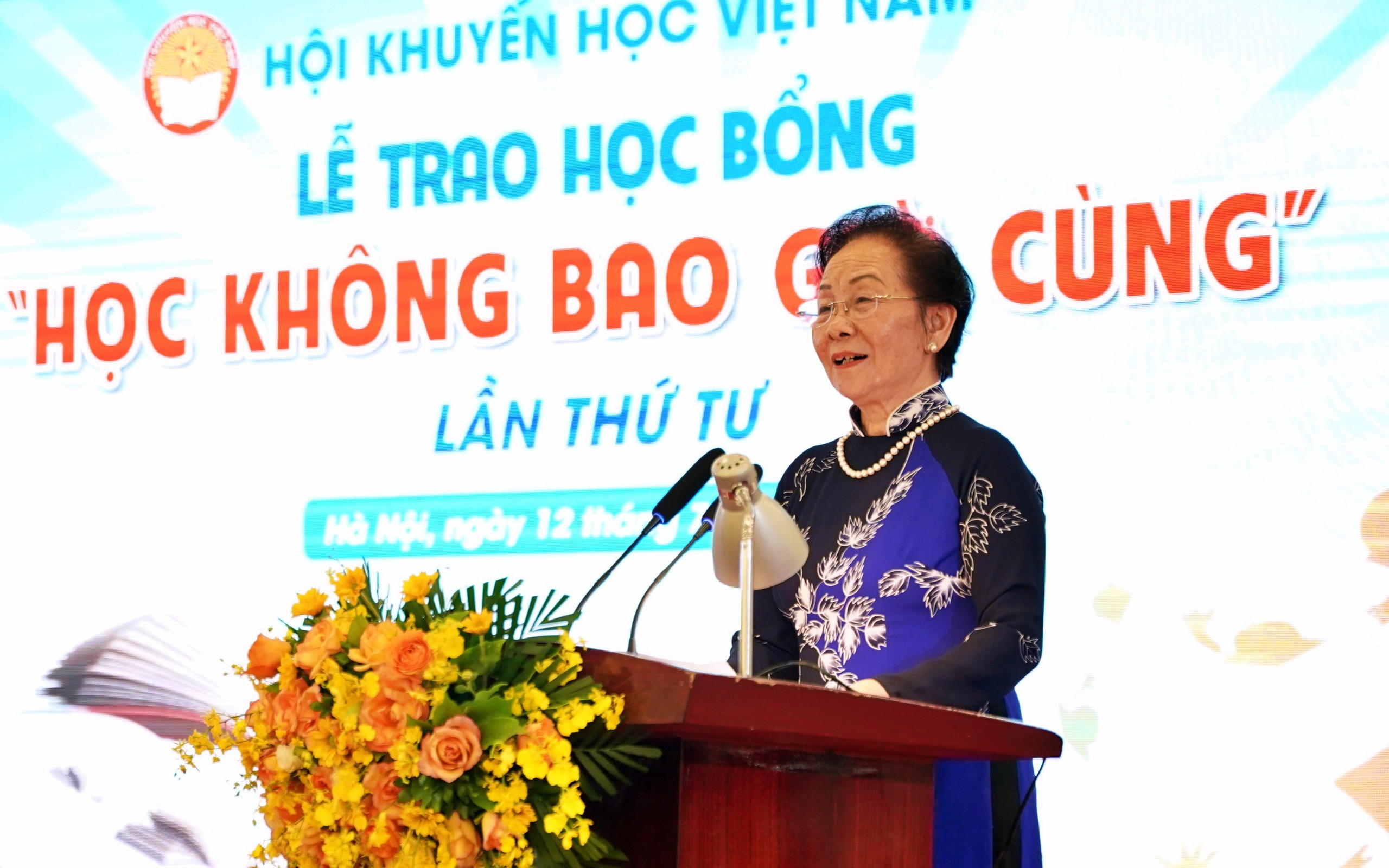 Giáo sư, Tiến sĩ Nguyễn Thị Doan, nguyên Phó Chủ tịch nước, Chủ tịch Hội Khuyến học Việt Nam
