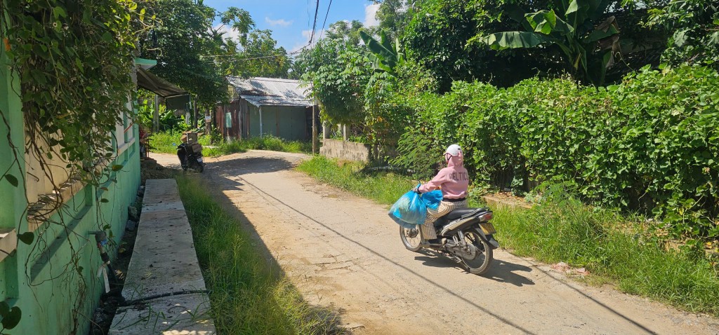 Đà Nẵng: Người dân khốn khổ với 500m đường thi công dở dang