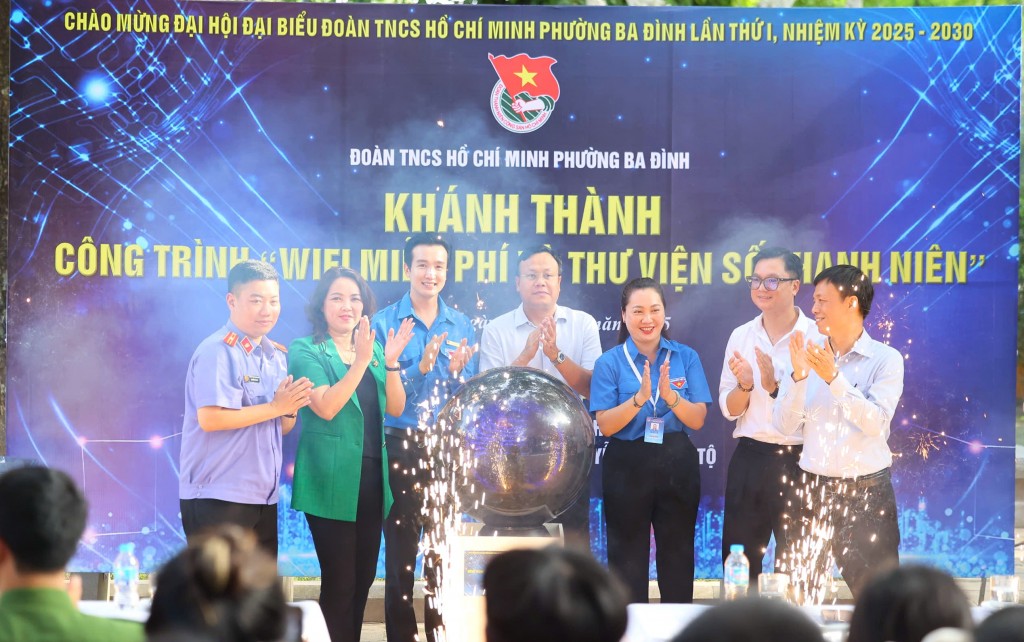 Khánh thành công trình “Wifi miễn phí - Thư viện số thanh niên Khánh thành công trình “Wifi miễn phí - Thư viện số thanh niên