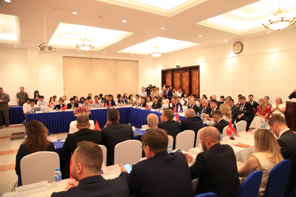 Tăng cường kết nối doanh nghiệp y tế Việt Nam - Liên bang Nga Tăng cường kết nối doanh nghiệp y tế Việt Nam - Liên bang Nga