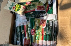 Phát hiện, thu giữ gần 850kg xúc xích không rõ nguồn gốc xuất xứ