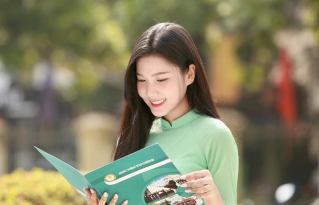 Bài 3: Không ngừng đổi mới – Hành trang hội nhập
