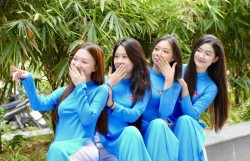 Bài 2: Công nghệ số mở rộng chân trời tri thức