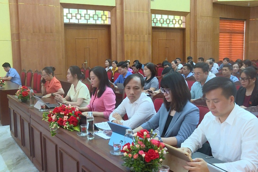 Đại biểu tham dự hội nghị 