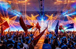 Hơn 1.200 chiến binh kinh doanh hội tụ tại lễ Kick-off dự án Eurowindow Sport Garden