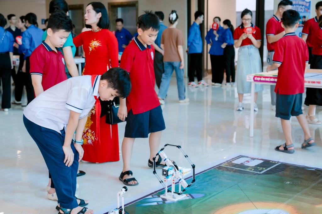 Khởi nguồn phong trào cách mạng toàn dân trong kỷ nguyên số