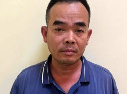 ‎Tài xế mất nhân tính, cố tình kéo lê nữ sinh sau va chạm