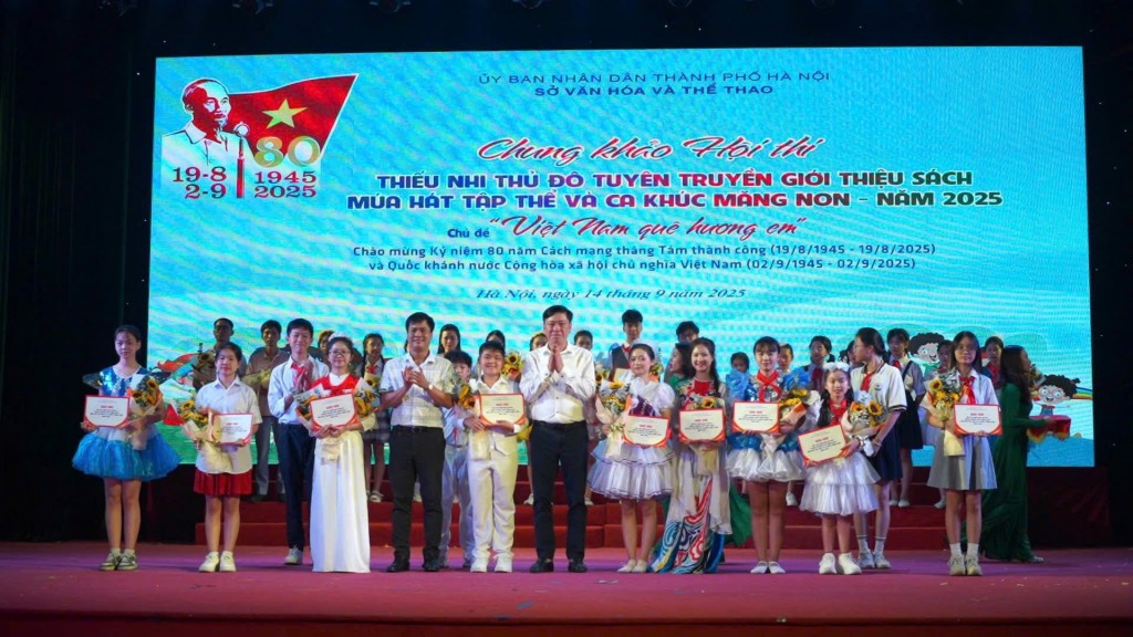 Học sinh Thủ đô lan tỏa văn hóa đọc và tình yêu nghệ thuật