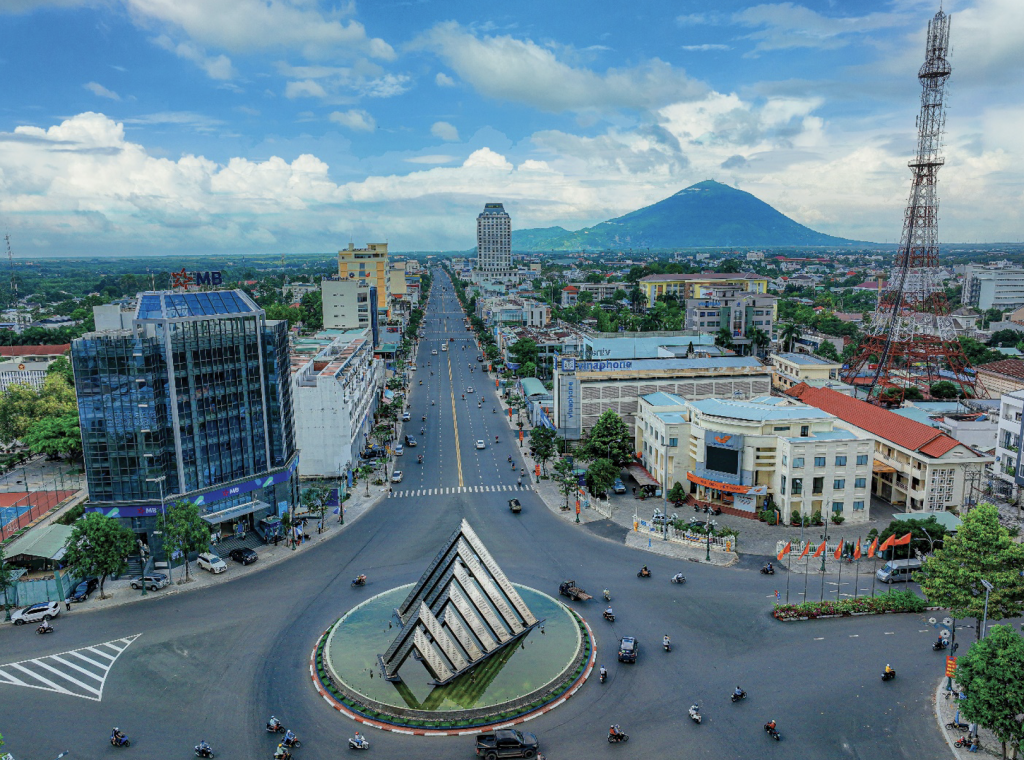 Nhiệm kỳ 2020–2025: Tây Ninh bứt phá, vươn lên mạnh mẽ
