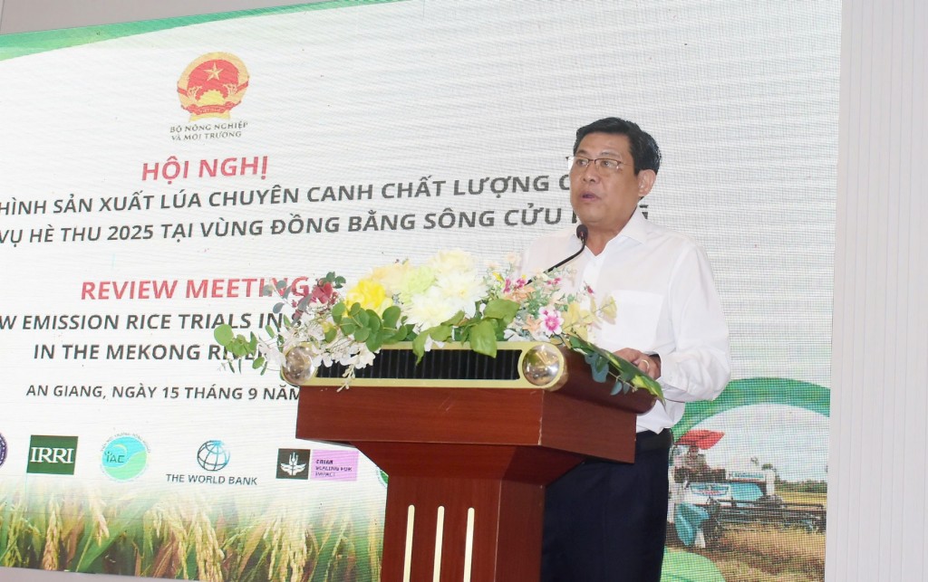 Phó Chủ tịch UBND tỉnh An Giang Ngô Công Thức phát biểu tại hội nghị