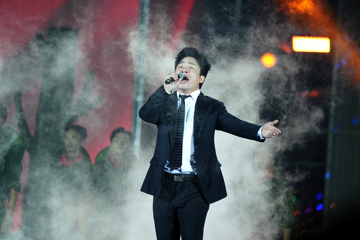 Khẳng định văn hóa, bản lĩnh và trí tuệ Việt Nam Khẳng định văn hóa, bản lĩnh và trí tuệ Việt Nam