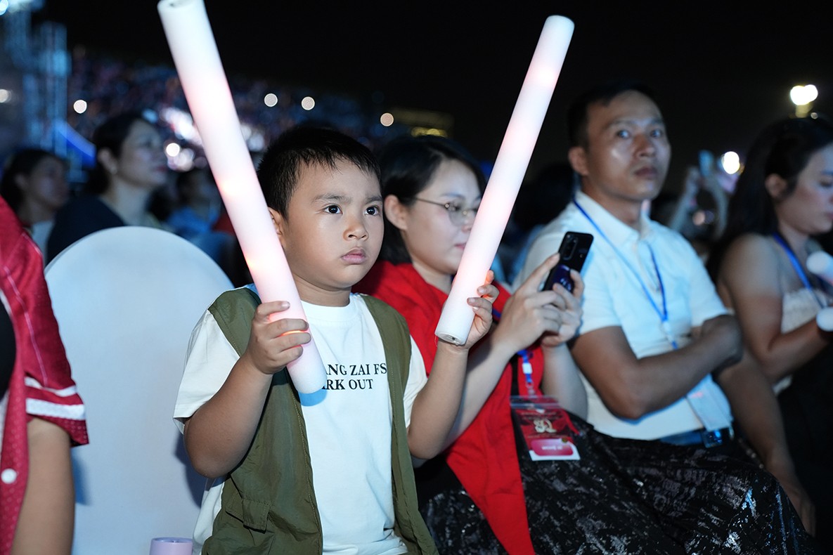 Khẳng định văn hóa, bản lĩnh và trí tuệ Việt Nam Khẳng định văn hóa, bản lĩnh và trí tuệ Việt Nam