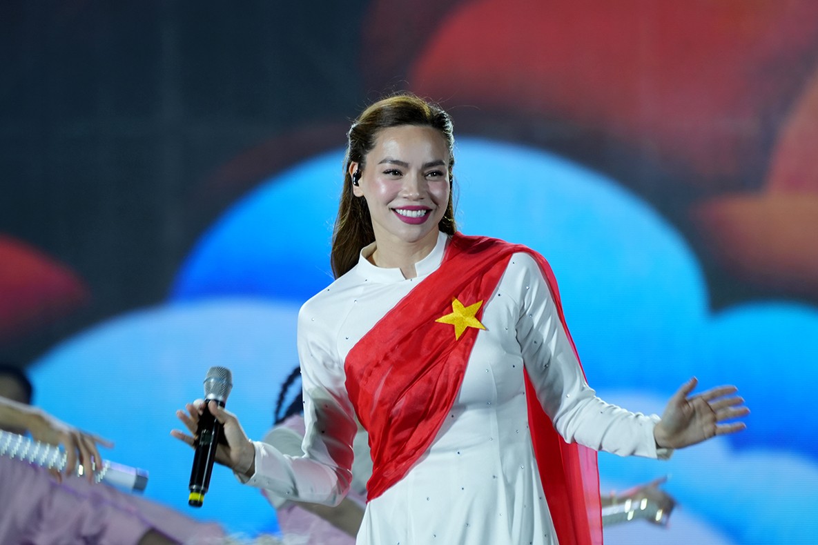 Khẳng định văn hóa, bản lĩnh và trí tuệ Việt Nam Khẳng định văn hóa, bản lĩnh và trí tuệ Việt Nam