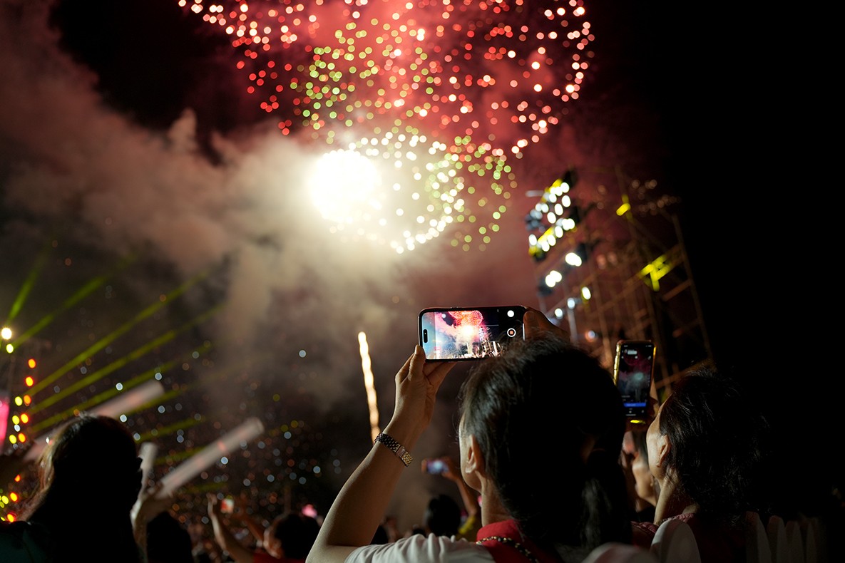 Khẳng định văn hóa, bản lĩnh và trí tuệ Việt Nam Khẳng định văn hóa, bản lĩnh và trí tuệ Việt Nam