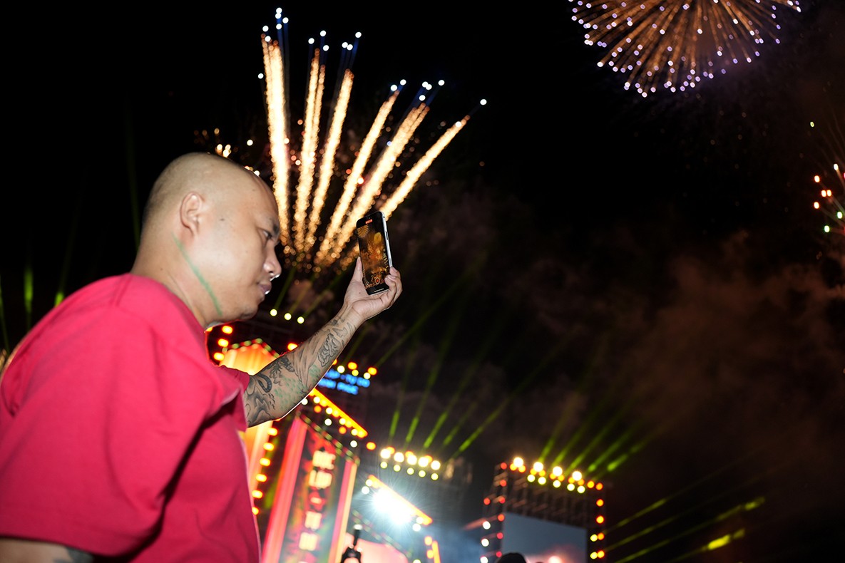 Khẳng định văn hóa, bản lĩnh và trí tuệ Việt Nam Khẳng định văn hóa, bản lĩnh và trí tuệ Việt Nam