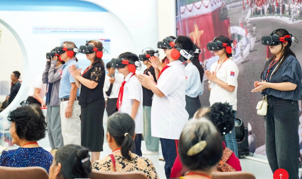 Lớp học lịch sử sống động của thế hệ trẻ