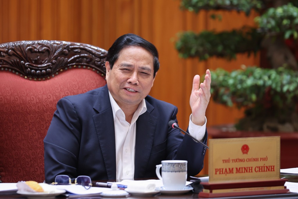 Thủ tướng Phạm Minh Chính nhấn mạnh, nhiệm vụ trọng tâm từ nay đến cuối năm 2025 là tiếp tục rà soát, tập trung nguồn lực, tháo gỡ mọi khó khăn, vướng mắc để hoàn thành, thông toàn tuyến cao tốc từ Cao Bằng tới Cà Mau - Ảnh: VGP/Nhật Bắc