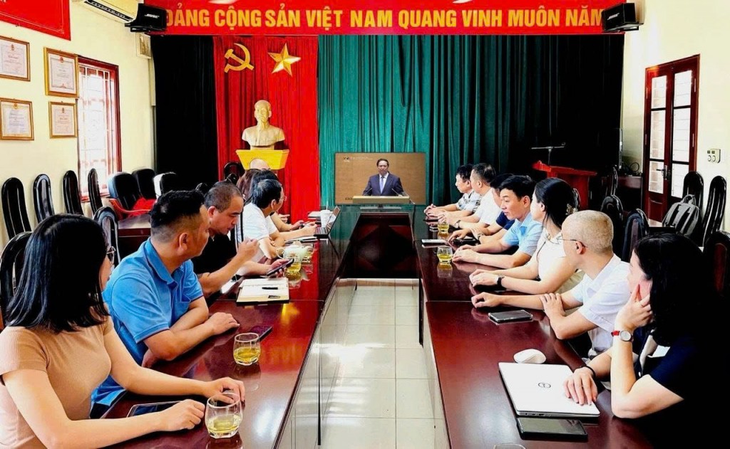 Đảng viên Đảng bộ MTTQ TP Hà Nội nghe quán triệt 4 Nghị quyết